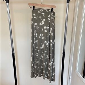 Market & Spruce Olive-Gray Stretch Maxi Skirt